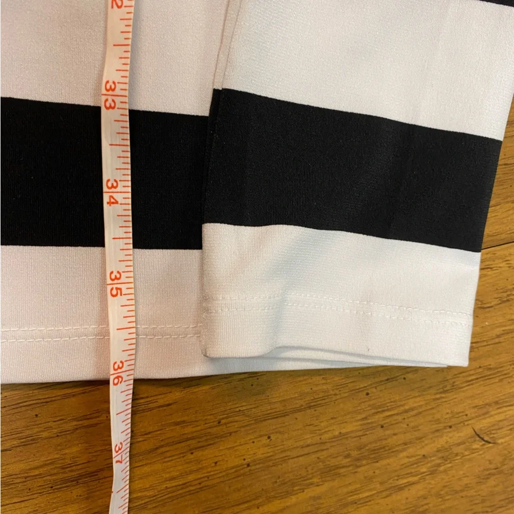 Michael Kors Cold Shoulder Black and White Houndstooth Dress Size Medium